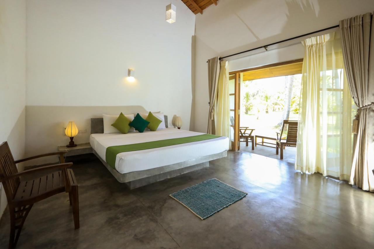 Kayjay Palms Hotel Passikudah Exterior photo
